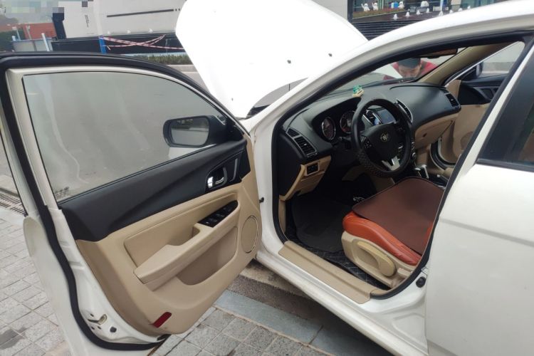 Used Bestune B50 2013 1.6L automatic luxury version
