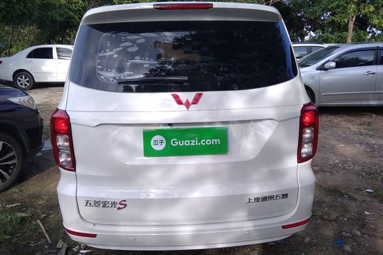 Used Wuling Hongguang 2019 1.5L S Comfort Edition China VI LAR