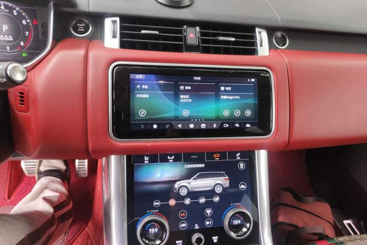 Used Land Rover Range Sport 2020 3.0 L6 HSE DYNAMIC Audio And AC Panel