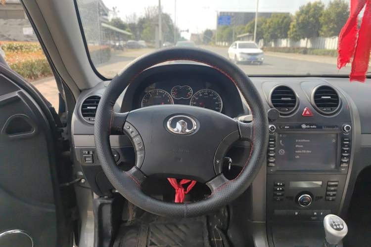 Used Haval H5 Classic 2013 Zhizun Edition 2.0L Manual Two-Wheel Drive Entry-Level Model