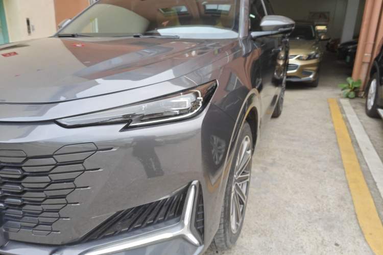 Used Changan UNI-K 2021 2.0T Prestige Edition
