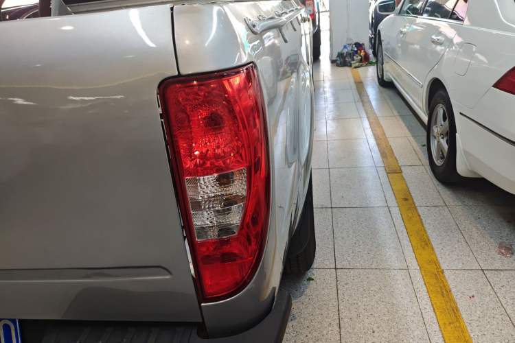 Used JMC Baodian 2020 2.5T Diesel Two-Wheel Drive Comfort Edition Long Wheelbase JX4D25A6L