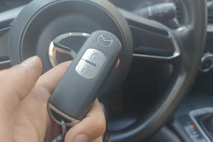 Used Mazda CX-4 2018 2.0L Automatic Two-Wheel Drive Blue Sky Dynamic Version China VI Standard
