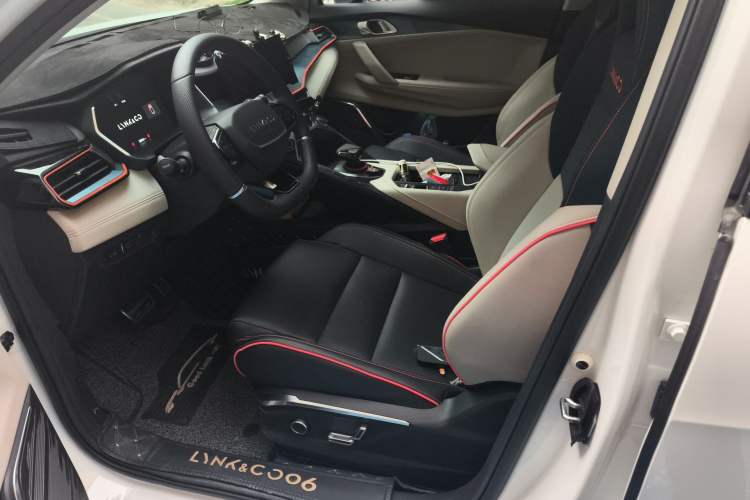 Used Lynk & Co 06 2020 1.5T YAO Halo
