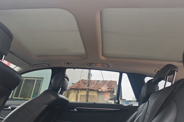 Used Mercedes-Benz R-Class 2017 R 320 4MATIC Business Edition Prestige Model
