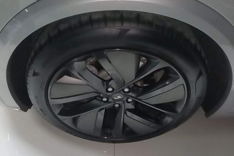 Used Li Auto L9 2022 Max model
