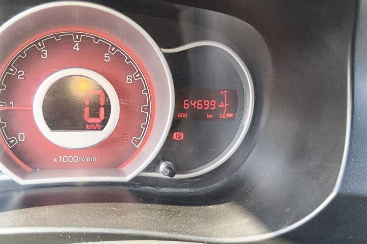 Used Lifan Auto X50 2014 1.5L CVT Elite Version Odometer Close Up