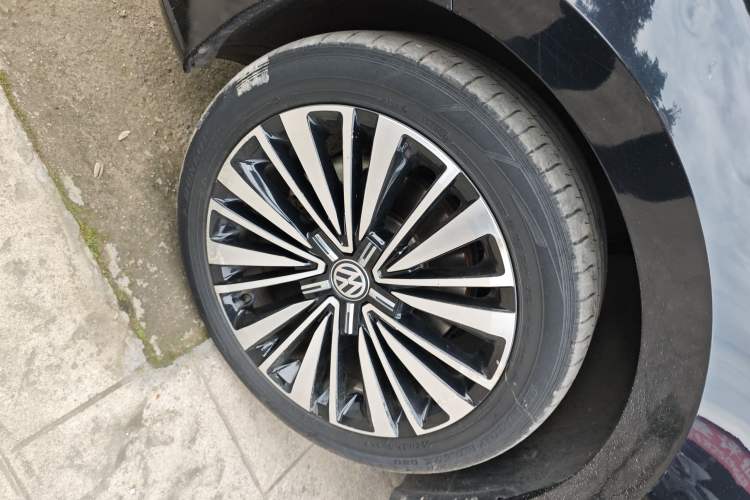 Used Volkswagen Passat 2020 330TSI Luxury Edition China VI