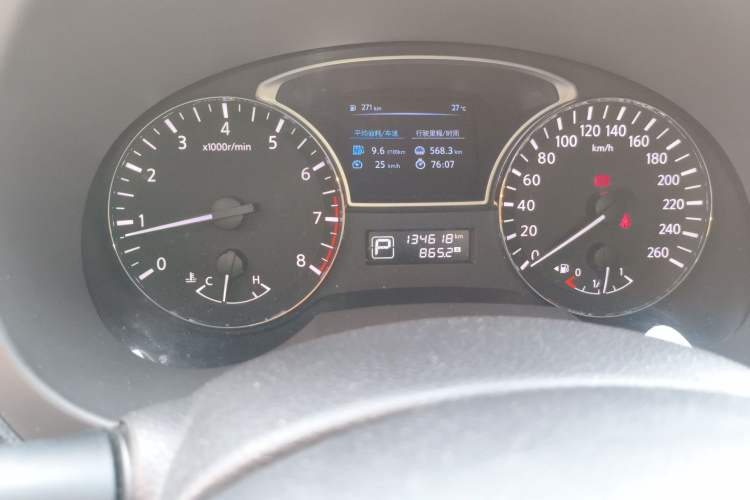 Used Nissan Teana 2013 2.0L XL Comfort Edition Odometer Close Up