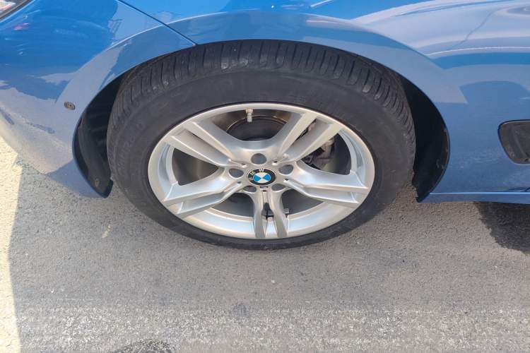 Used BMW 3 Series GT 2019 320i M Sport Package Left Front Wheel Hub