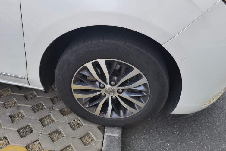 Used Buick GL8 2017 ES 28T Flagship Model China V Standard