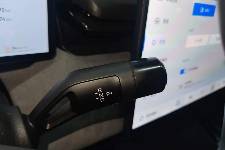 Used Lynk & Co 08 EM-P 2023 220km All-Wheel-Drive Performance Halo