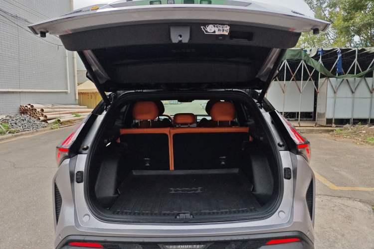 Used Geely Auto Emgrand X7 Sport 2026 Model 1.5TD Beloved
