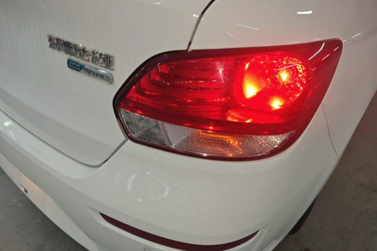 Used Kia Pegas 2017 1.4L Automatic Value Edition Right Rear Taillight