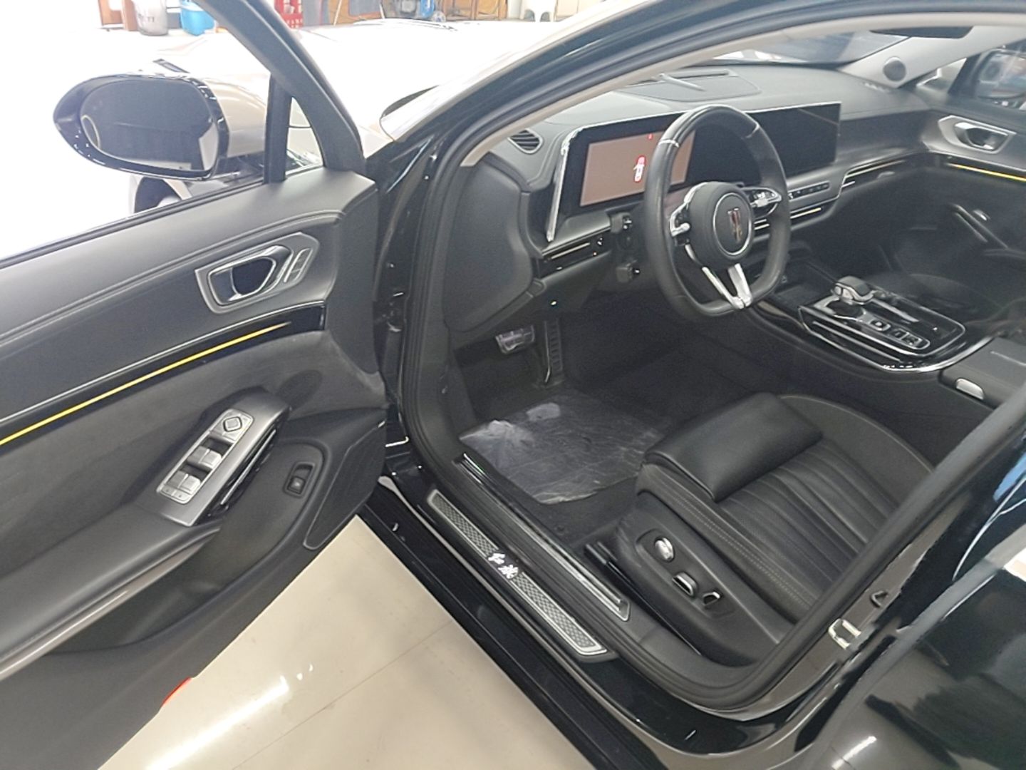 Hongqi H9 2024 2.0T Qixiang Private Style Edition — снимка 18