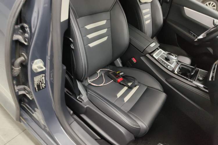 Used BYD Qin Pro New Energy 2019 DM Super Edition 1.5TI Automatic Smart Connect X-Trail Model China VI Standard