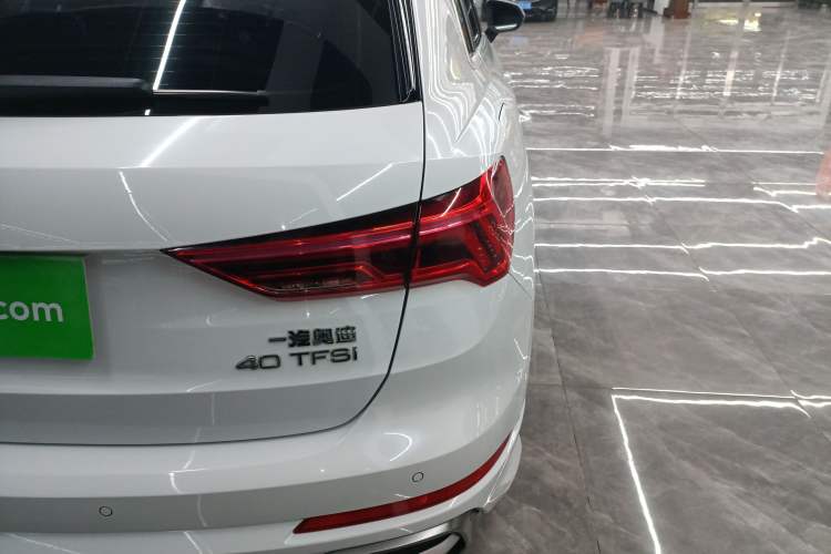 Used Audi Q3 2021 40 TFSI Fashion Dynamic Model