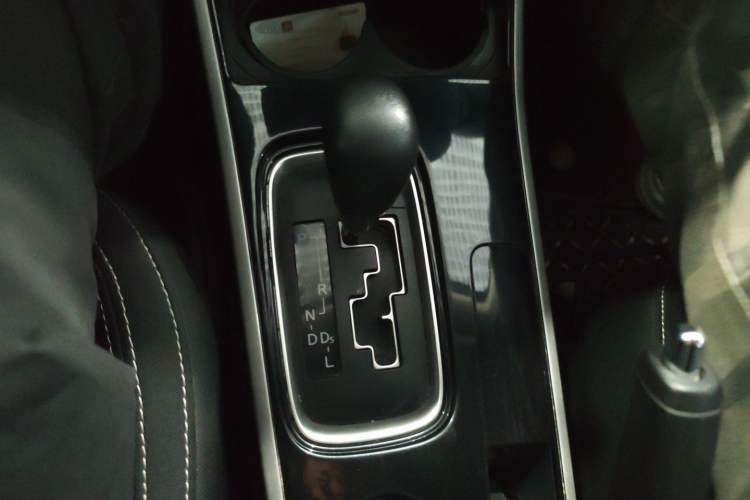 Used Mitsubishi Outlander 2021 Revised Version 2.0L Two-Wheel Drive Comfort Edition 5 Seats