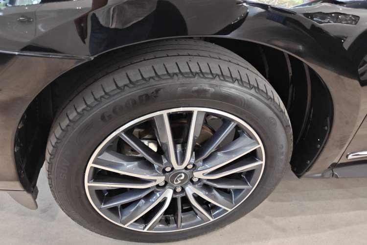 Used Infiniti QX60 2018 2.5 S/C Hybrid Two-Wheel-Drive Excellence Edition China VI Standard Exterior 1