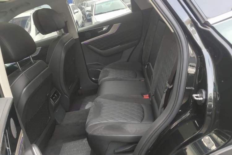 Used Hongqi HS5 2019 2.0T Smart Connect Flagship Edition
