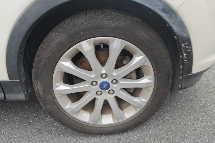 Used Ford Kuga 2013 2.0L GTDi Four-Wheel-Drive Elite Model