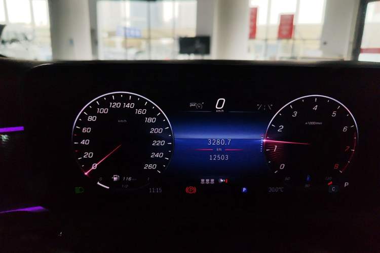 Used Mercedes-Benz A-Class 2022 Revised Version A 200 L Sport Sedan Fashionable Style
