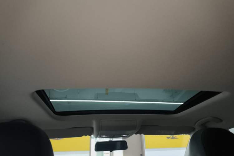 Used Volkswagen Passat 2020 Revised Version 280TSI Business Edition China VI Standard Headliner