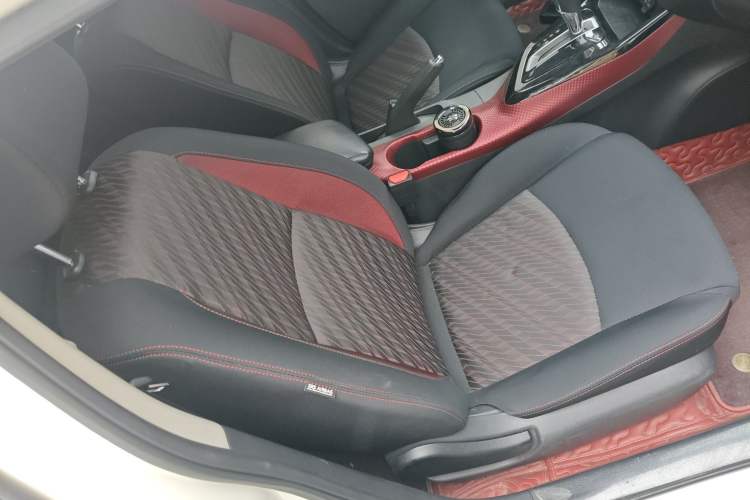 Used Nissan Lannia 2016 1.6L CVT Cool Edition
