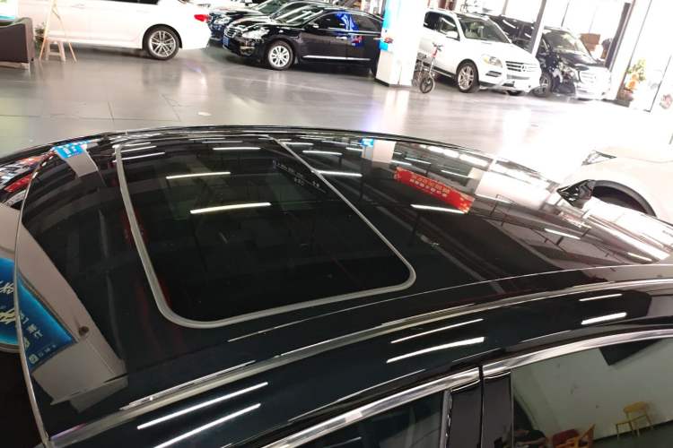 Used Toyota Camry 2023 2.0G Luxury Edition