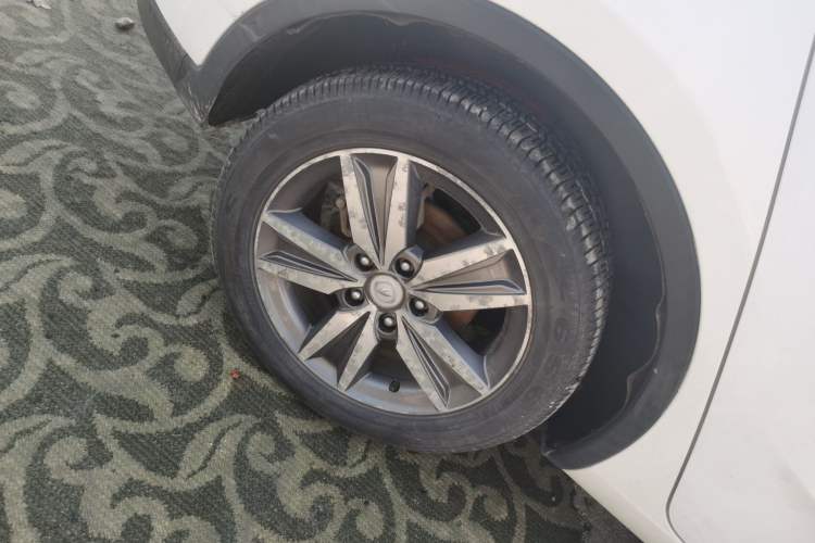 Used CHANGAN Eado 2016 1.6L Manual Junku Model Right Rear Wheel Hub