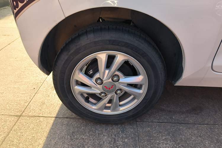 Used Wuling Hongguang MINIEV 2020 Enjoyment Model Lithium Iron Phosphate Exterior 5