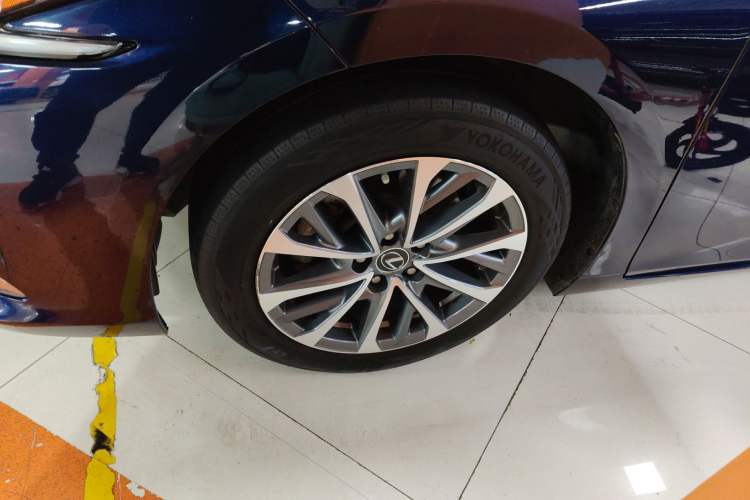 Used Lexus ES 2022 200 Excellence Edition