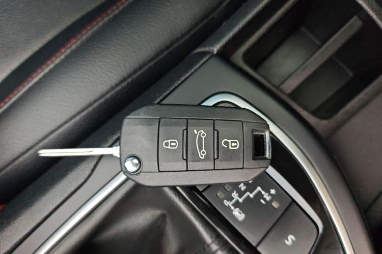 Used Peugeot 308S 2015 1.2T Automatic Jingchi Edition