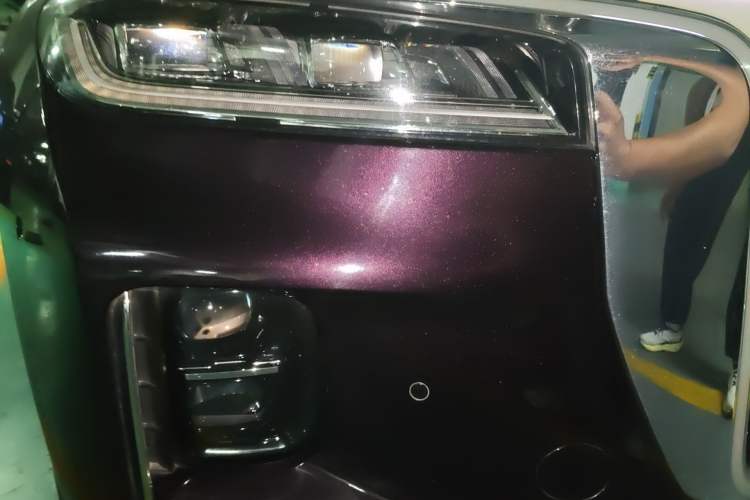 Used Hongqi H9 2020 2.0T Smart Connect Flagship Edition Right Front Headlight