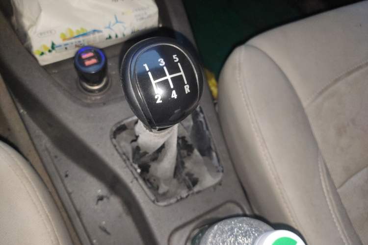 Used Wuling Hongguang 2014 1.2L Standard Model China IV