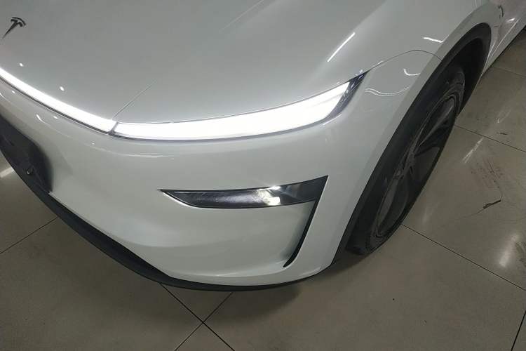 Used Tesla Model Y 2025 Updated Version Long-Range All-Wheel Drive