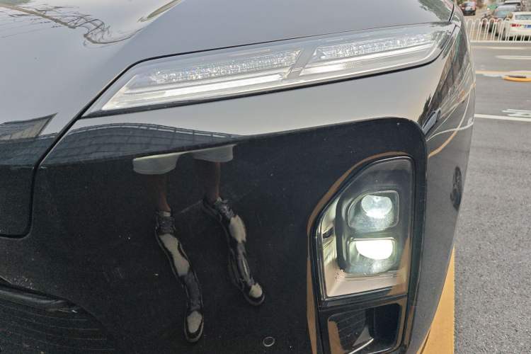 Used Nio ES8 2026 Model 6-seat Executive Signature Edition Left Front Headlight