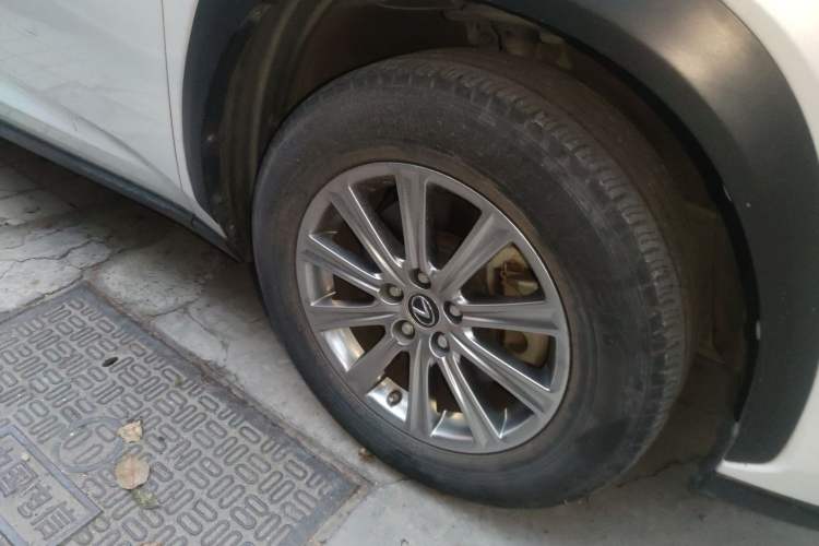 Used Lexus NX 2017 200 Front-Wheel-Drive X-Trail SE Edition