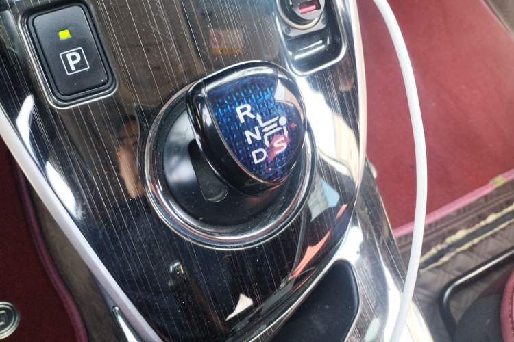 Used Toyota Corolla 2017 Revised Dual-Engine 1.8L E-CVT Elite Edition