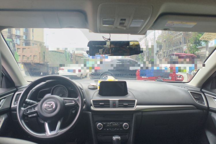 Used Mazda 3 Axela 2017 Sedan 1.5L Automatic Luxury Model Emission Standard China V