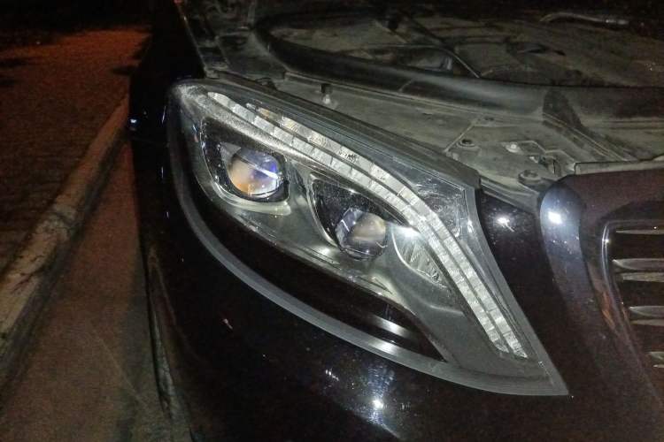 Used Mercedes-Benz S-Class 2017 S 320 L Luxury Model Right Front Headlight