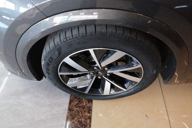 Used Li Auto L7 2023 Pro Model
