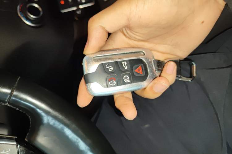 Used Land Rover Discovery 2016 3.0 SC V6 HSE