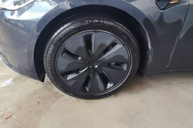 Used Tesla Model 3 2023 Long-Range All-Wheel-Drive Version