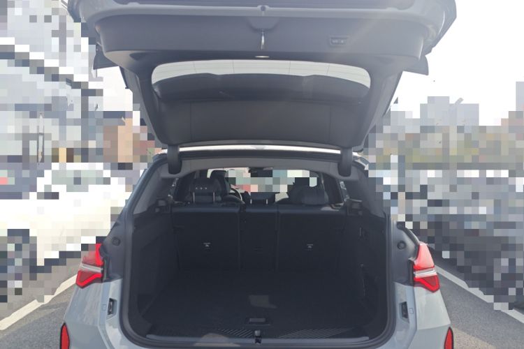 Used BMW X3 2025 xDrive30L Leading Model M Sport Package Trunk