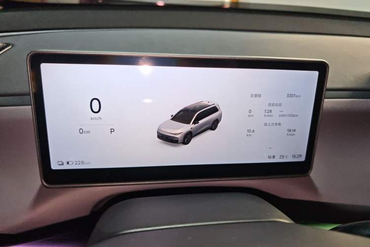 Used Leapmotor C16 2026 Pure Electric 630 LiDAR Zhizun Edition 5 Seats
