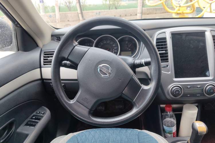 Used Nissan Sylphy 2012 Classic 1.6XE Manual Comfort Edition Steering Wheel