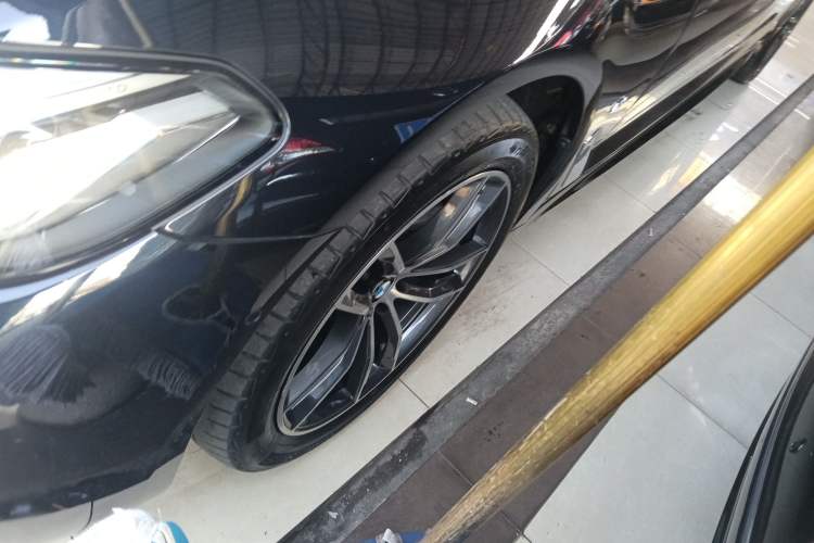 Used BMW 5 Series 2021 525Li M Sport Package