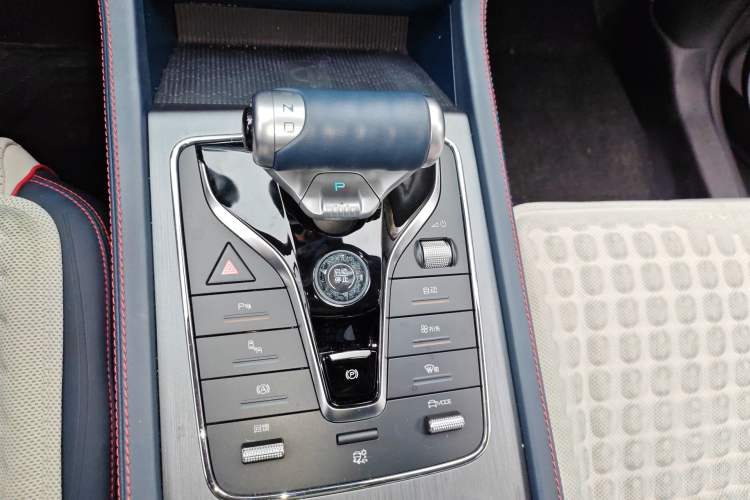 Used BYD Yuan PLUS 2022 510 km Flagship Version Gear Lever