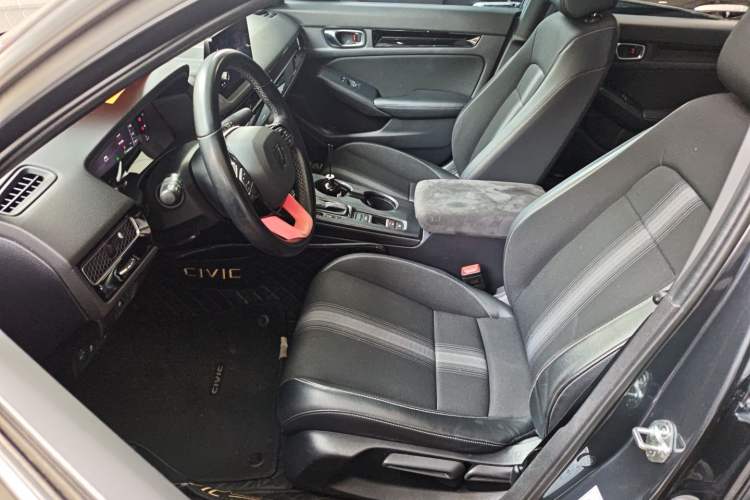 Used Honda Civic 2022 240TURBO CVT Dynamic Edition